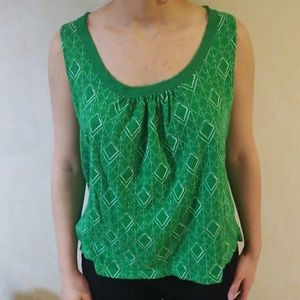 Cute green and white pattern tank top with bow